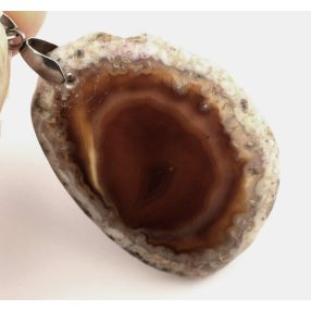 Achát (festett) ásványmedál - 4,5x3cm-es szelet