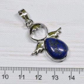   Lápisz lazuli angyal medál, ródium színű fém részekkel, 34x26mm