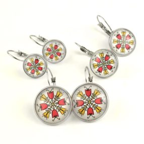   Nemesacél üveglencsés franciakapcsos fülbevaló - választható méretben - népies virágok (2909)