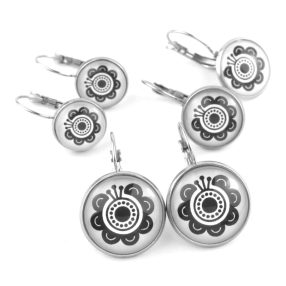   Nemesacél üveglencsés franciakapcsos fülbevaló - választható méretben - népies virág (2917)