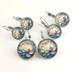   Nemesacél üveglencsés franciakapcsos fülbevaló - választható méretben - tavirózsa (3901)