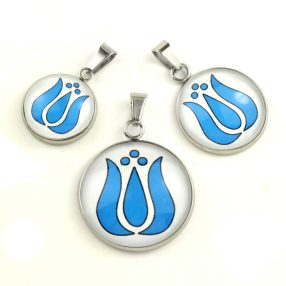   Nemesacél üveglencsés medál - választható méretben - népies virág, tulipán (2904)