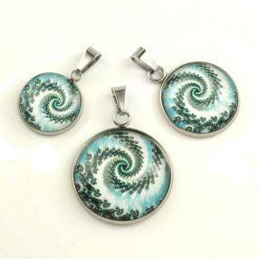   Nemesacél üveglencsés medál - választható méretben - fraktál (4501)