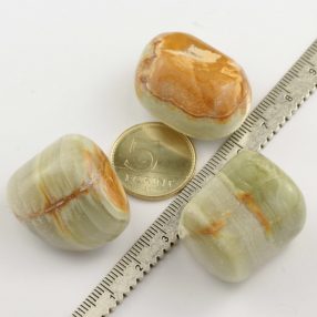 Ónixmárvány marokkő 2,5-3cm /db