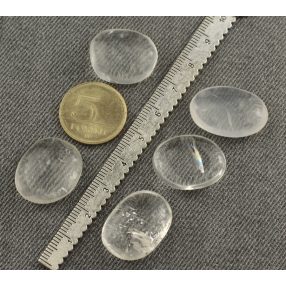   Hegyikristály (enyhén zárványos) lencse marokkő 2-2,5cm /db