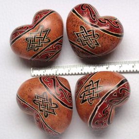 Zsírkő (festett) szív marokkő /db