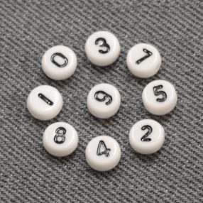 Akril szám gyöngy - 7x3mm-es - 3