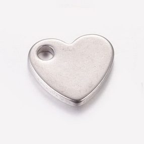 Nemesacél medál / fityegő - 10x9x1,5mm-es szív