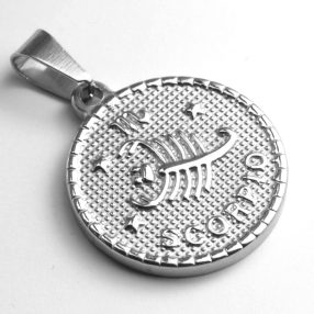   Nemesacél medál - 29x25x3mm-es csillagjegy / horoszkóp - skorpió