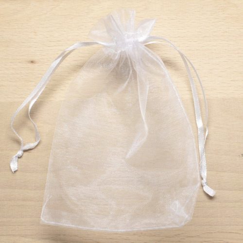 Organza ajándéktasak kb. 9x12cm-es fehér