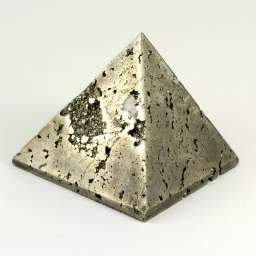 Pirit ásvány piramis 5,8cm-es