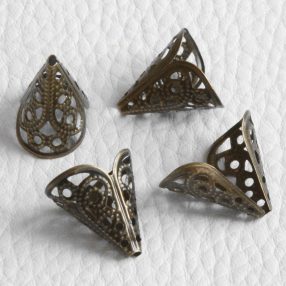   Fém filigrán gyöngykupak / angyal szoknya - antik bronz színű 16x16x12mm-es