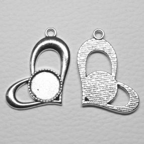   Tibeti stílusú ragasztható fém medál alap - antik ezüst színű 41x25mm-es, 14mm-es kabosonhoz