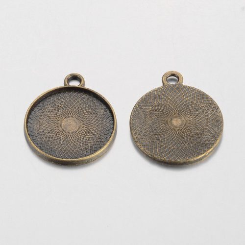 Tibeti stílusú ragasztható fém medál alap - antik bronz színű 28x24mm-es, 22mm-es kabosonhoz