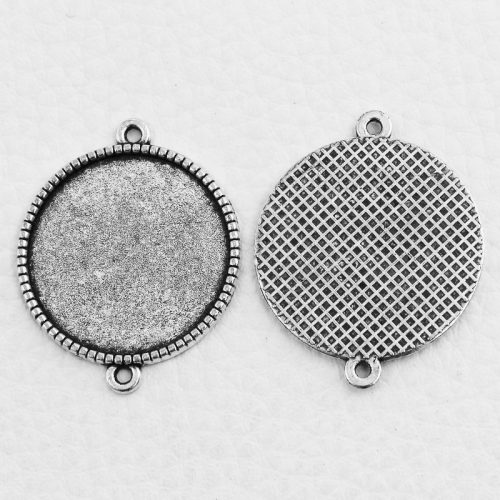 Tibeti stílusú ragasztható fém medál alap / összekötő elem - antik ezüst színű 34x27mm-es, 25mm-es kabosonhoz