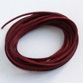   Művelúr "bőr" szál (hasítottbőr utánzat) 2,5 x 1,4mm-es - mv22 bordó - 4m